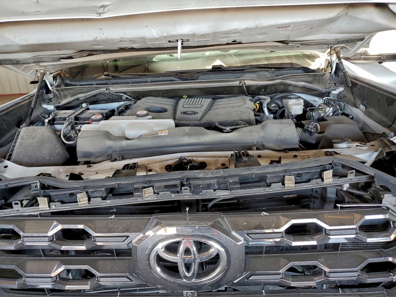 Toyota Tundra Crewmax Platinum Image 7