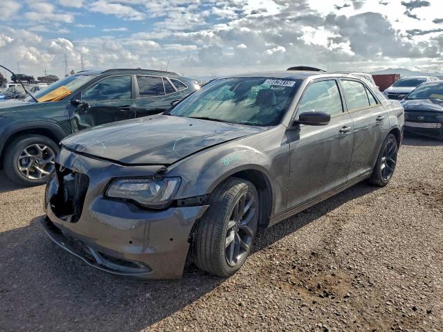  Salvage Chrysler 300