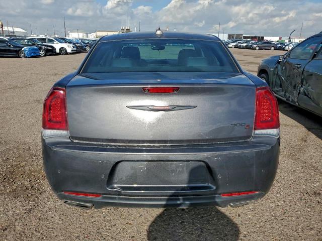 Chrysler 300 S Image 6