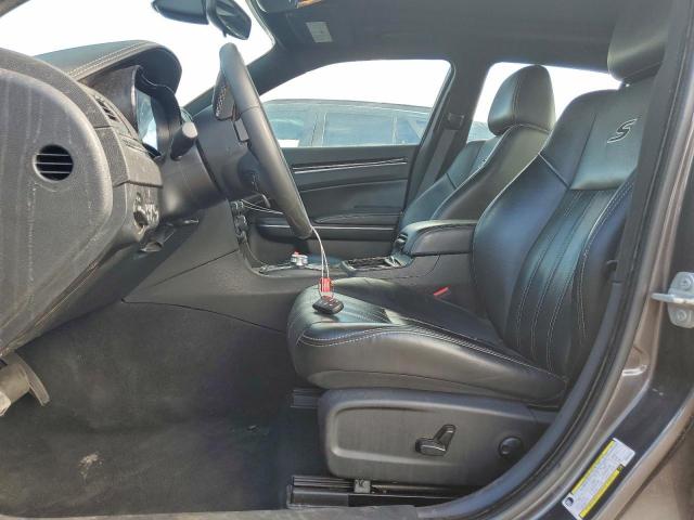 Chrysler 300 S Image 4