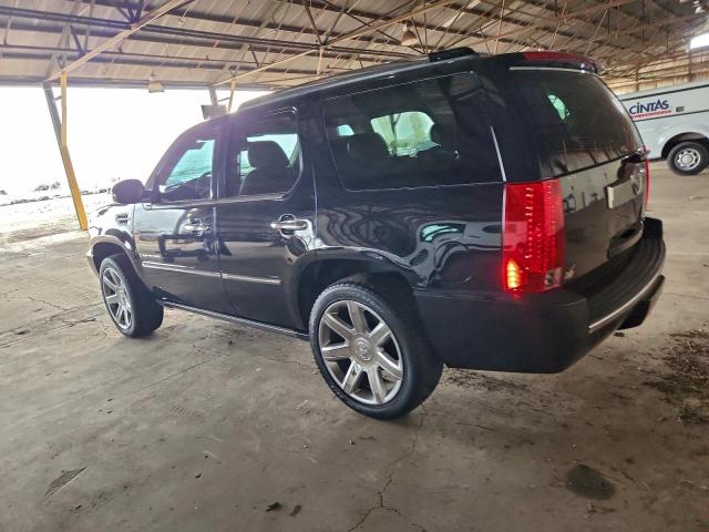 Cadillac Escalade Luxury Image 2