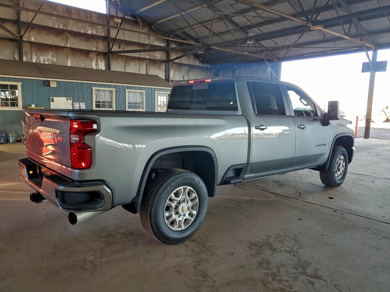 Chevrolet Silverado K2500 Heavy Duty Lt Image 9