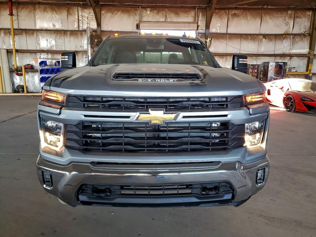 Chevrolet Silverado K2500 Heavy Duty Lt Image 2