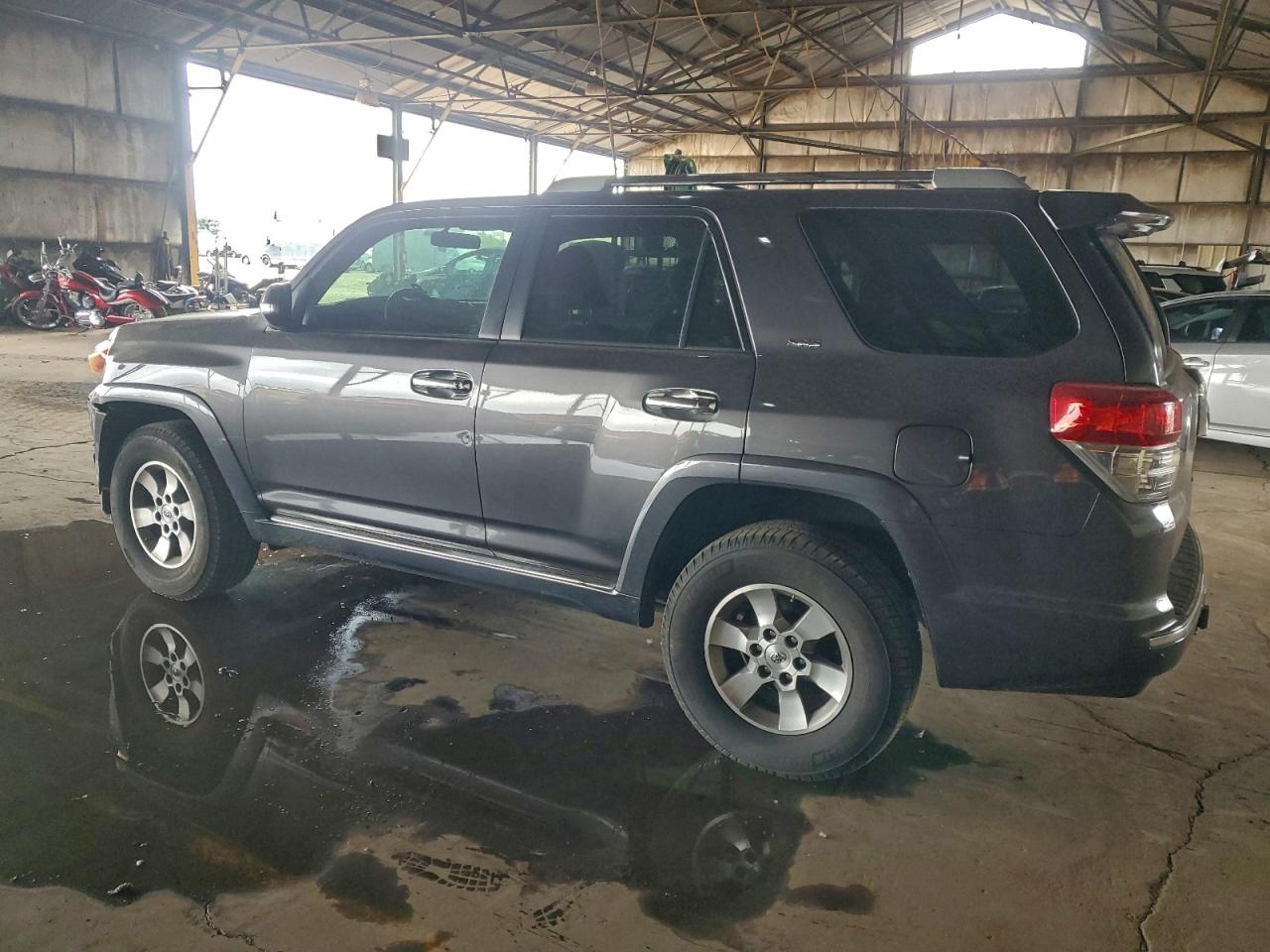 Toyota 4Runner Sr5 Image 12