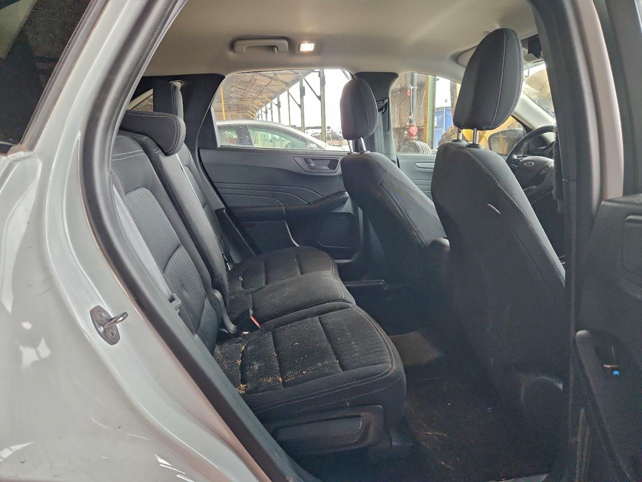 Ford Escape Image 10