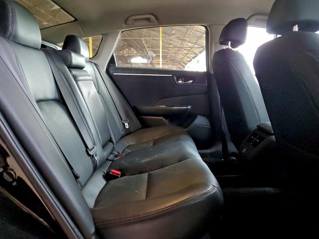 Honda Clarity Touring Image 7