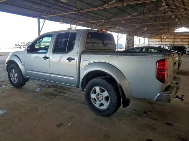 Nissan Frontier Crew Cab Le Image 3