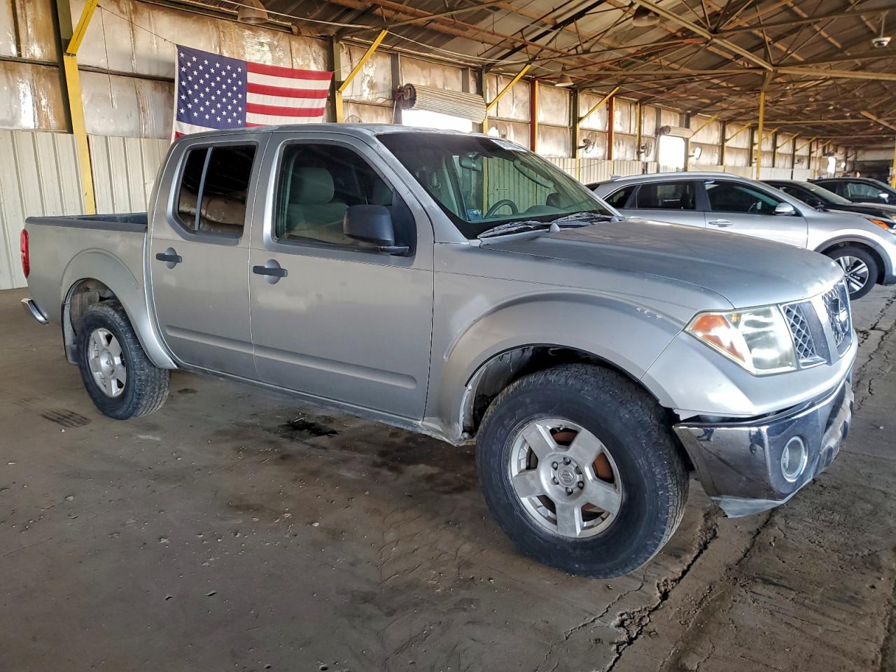Nissan Frontier Crew Cab Le Image 6
