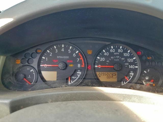 Nissan Frontier Crew Cab Le Image 10