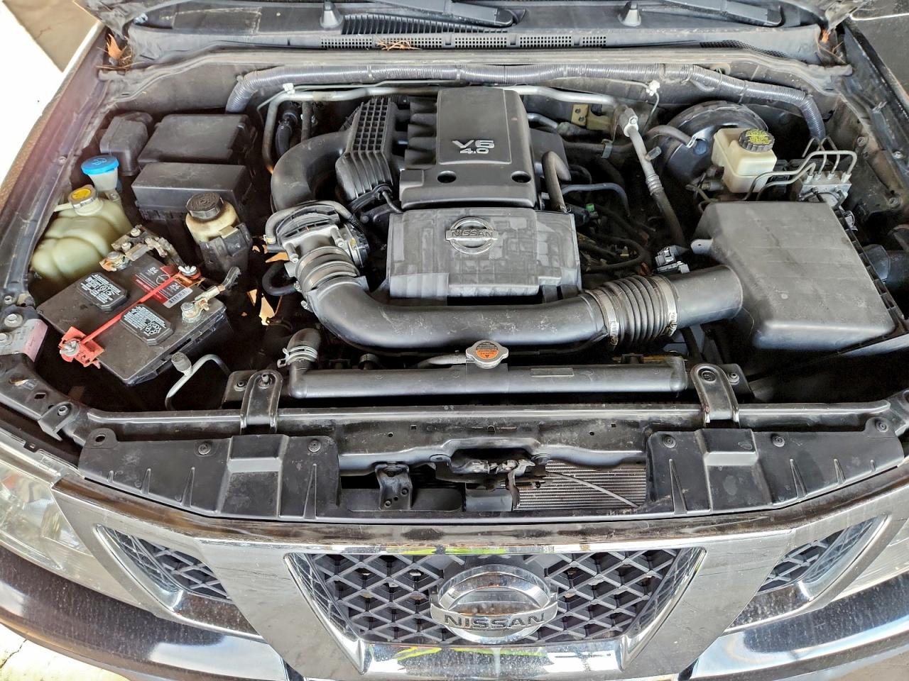 Nissan Frontier S Image 12