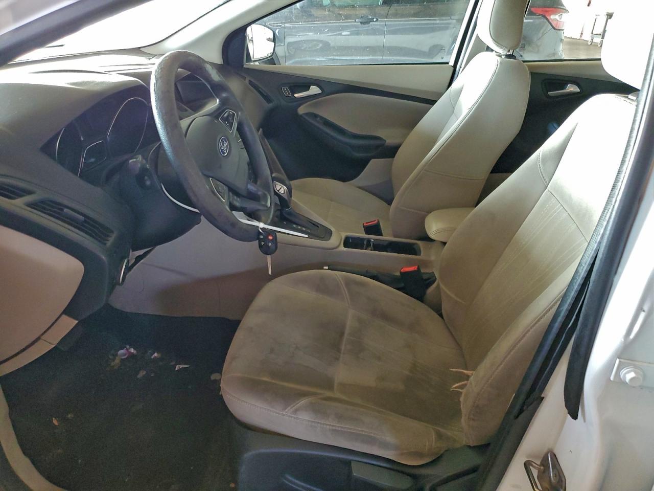 Ford Focus Se Image 6