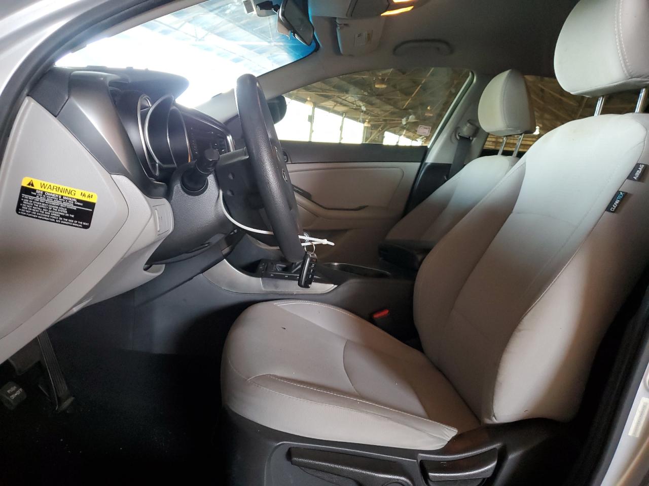 Kia Optima Lx Image 2