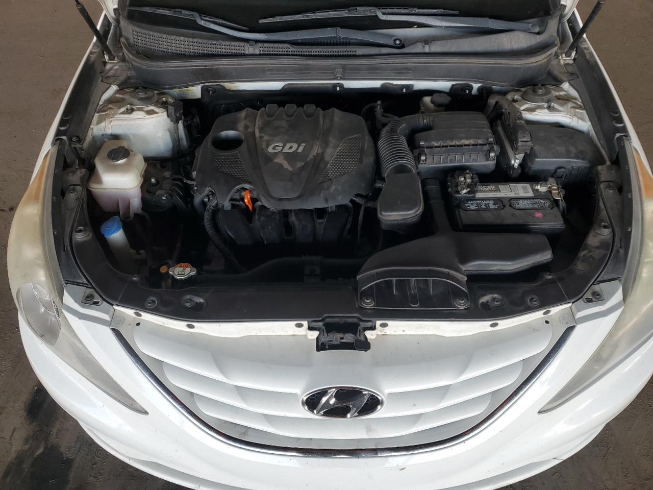 Hyundai SONATA Gls Image 8
