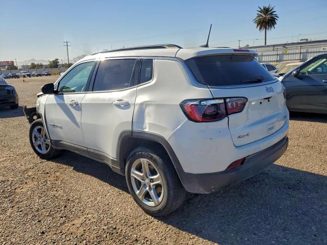 Jeep Compass Latitude Image 5