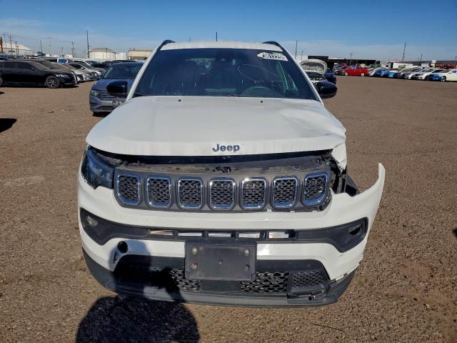 Jeep Compass Latitude Image 8