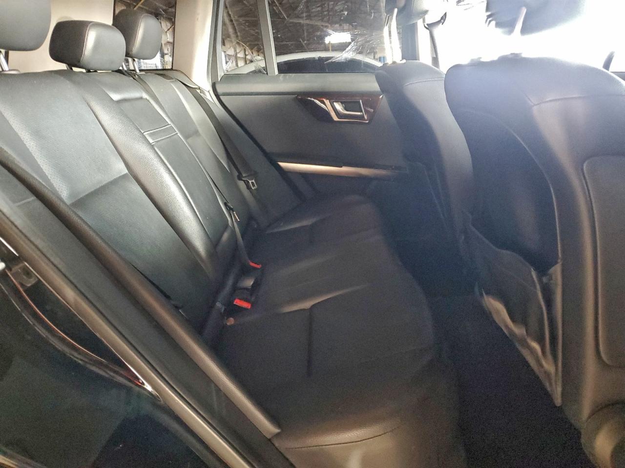 Mercedes-Benz GLK 350 Image 11