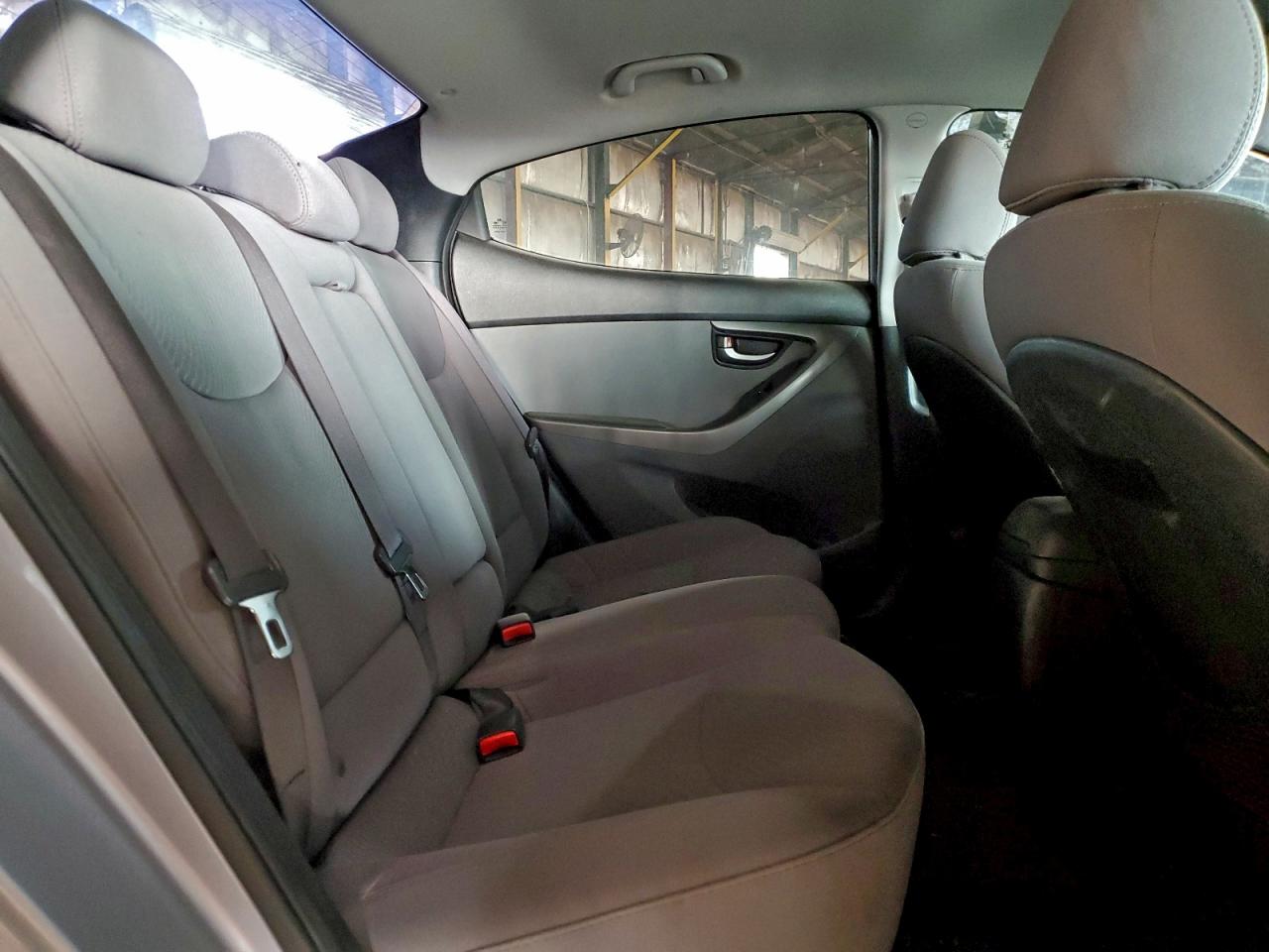 Hyundai ELANTRA Se Image 11