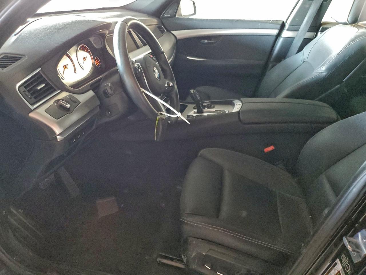 BMW 5 Series Igt Image 10