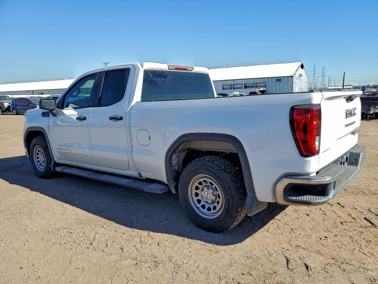 GMC Sierra C1500 Image 2