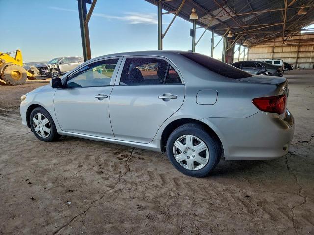 Toyota Corolla Base Image 2