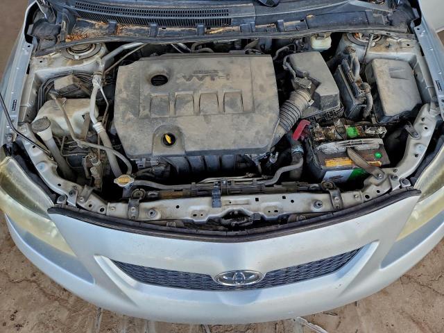 Toyota Corolla Base Image 11