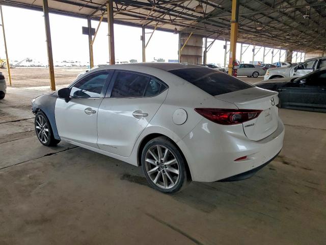 Mazda 3 Touring Image 12