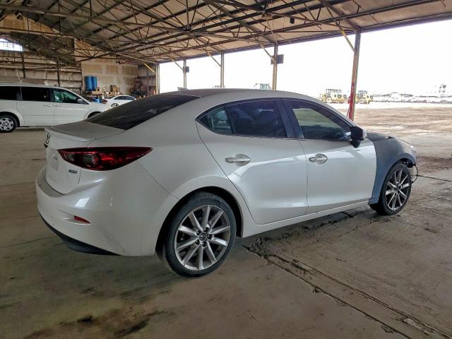 Mazda 3 Touring Image 2