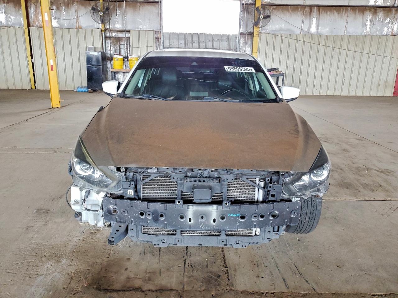 Mazda 3 Touring Image 3