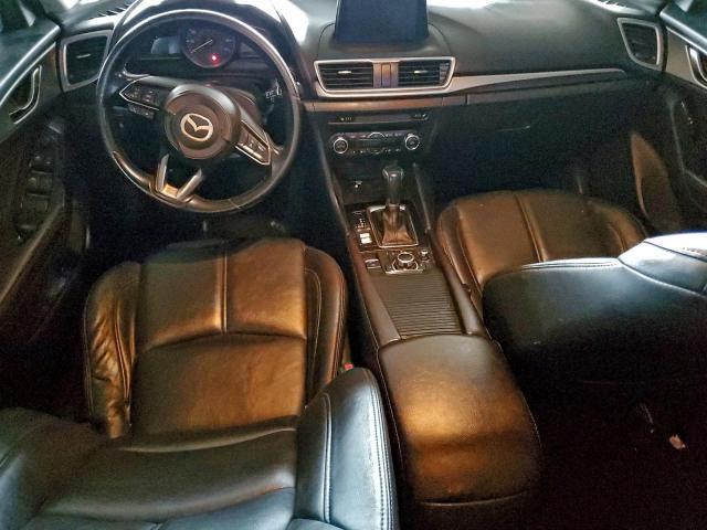 Mazda 3 Touring Image 4