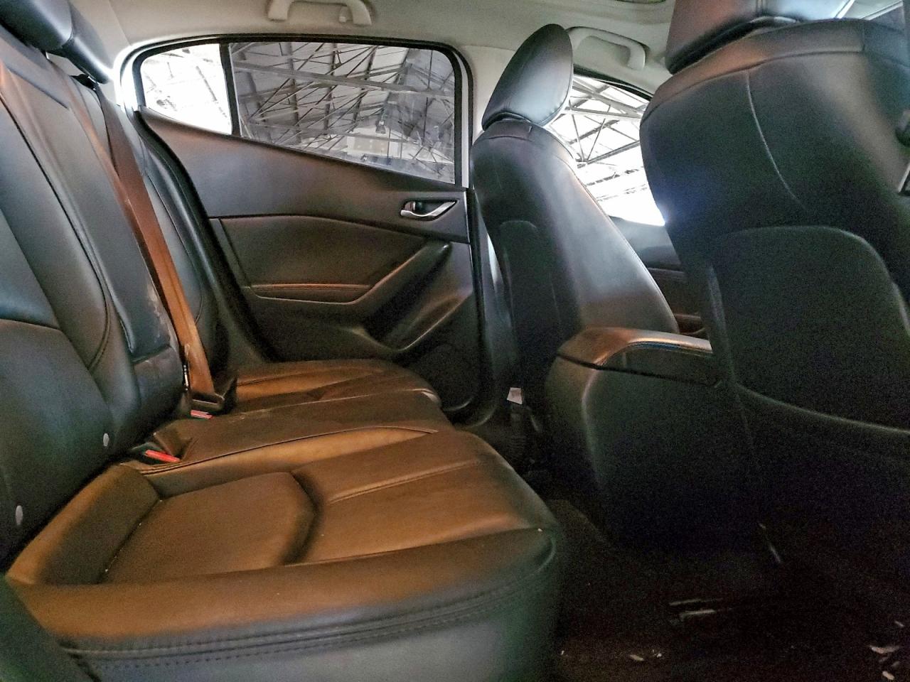 Mazda 3 Touring Image 7