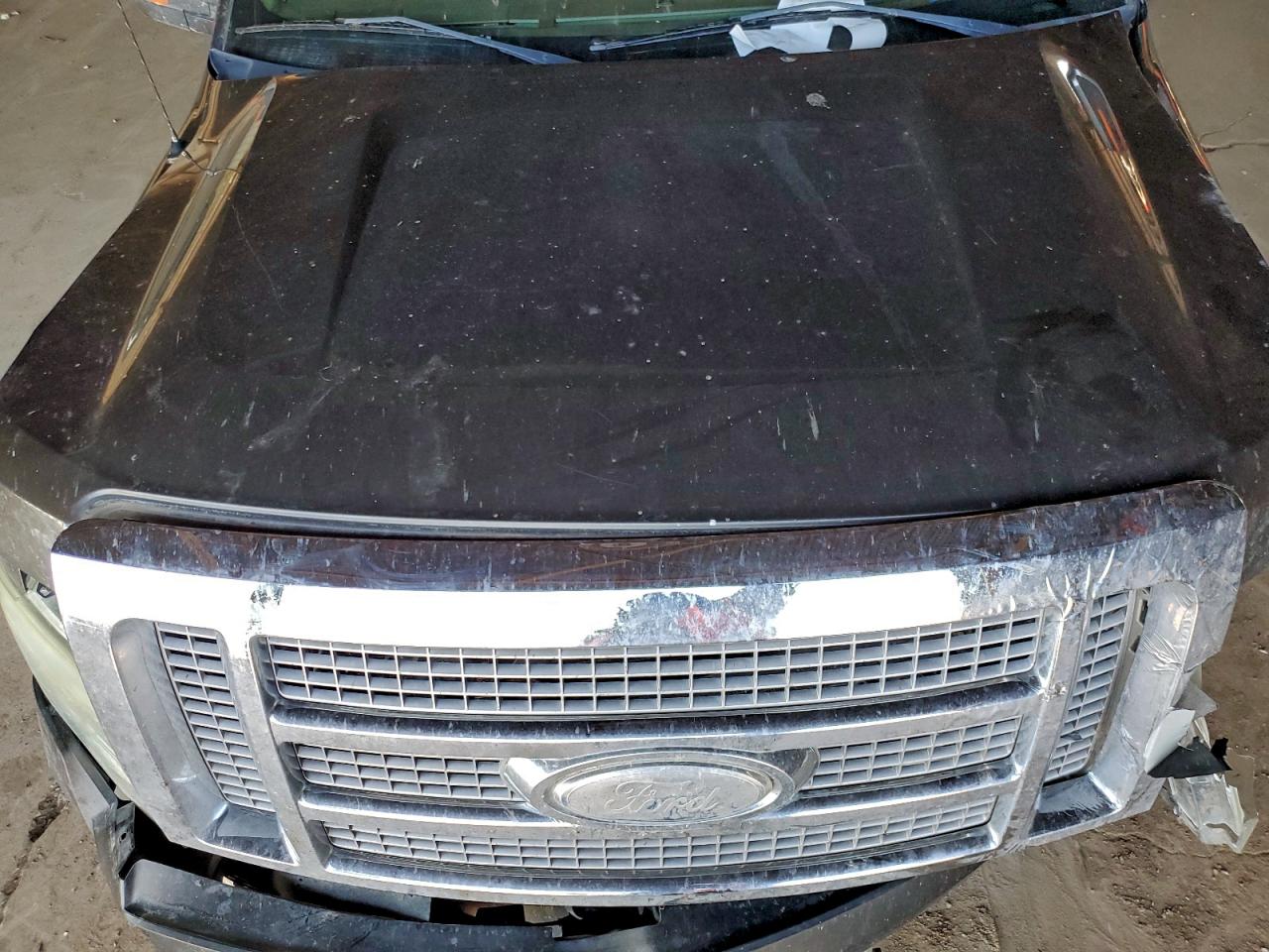 Ford F-150 Supercrew Image 12