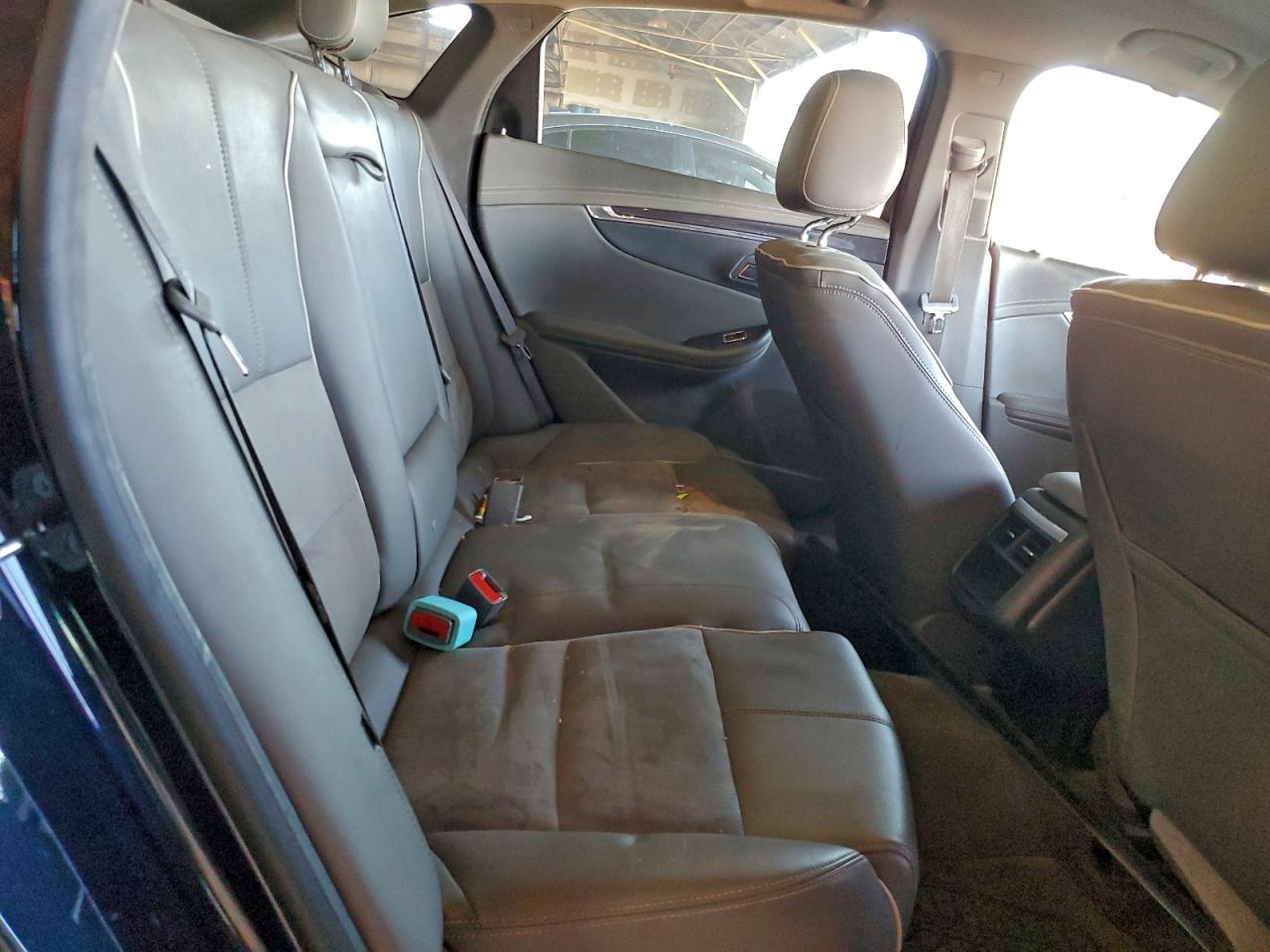 Chevrolet Impala Lt Image 10