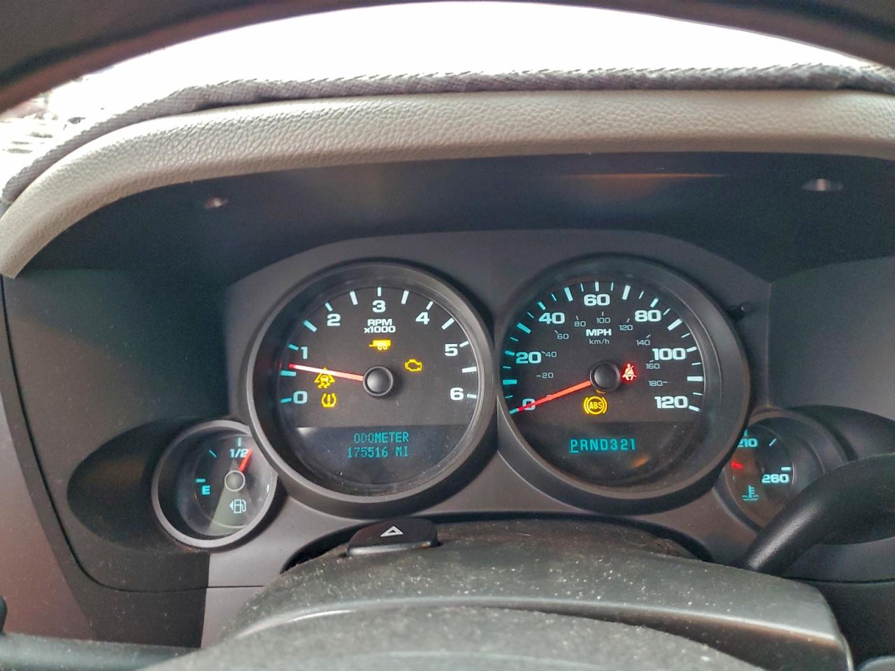 Chevrolet Silverado C1500 Ls Image 3