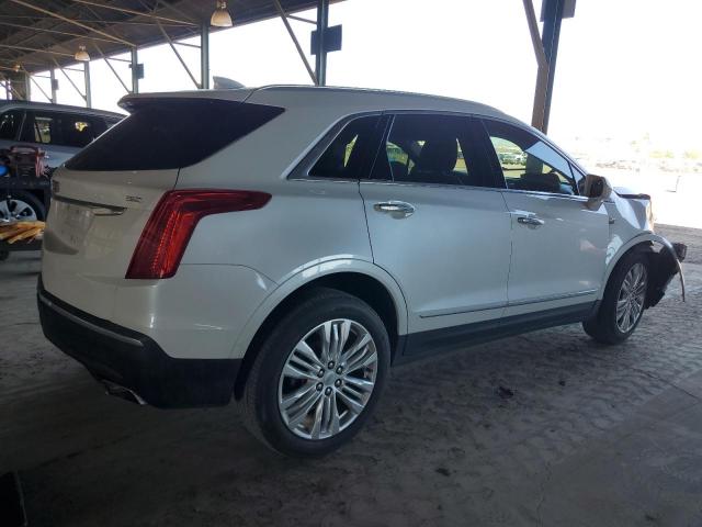 Cadillac XT5 Premium Luxury Image 2