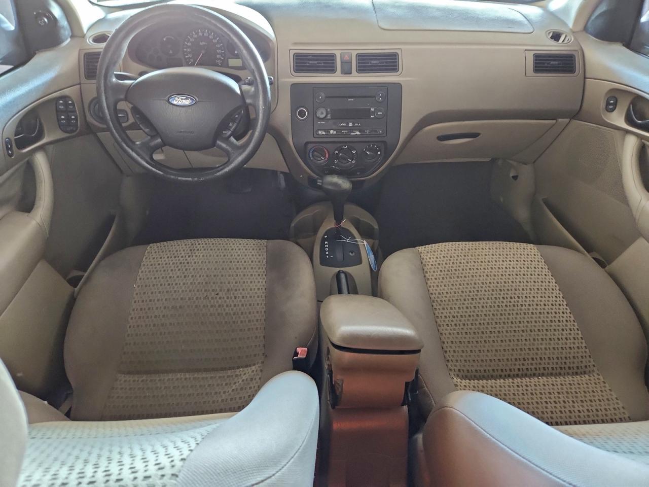 Ford Focus Zx4 Image 5