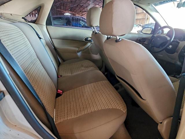 Ford Focus Zx4 Image 4