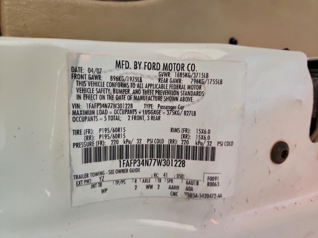 Ford Focus Zx4 Image 6