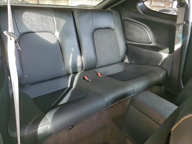 Hyundai Tiburon Gt Image 6