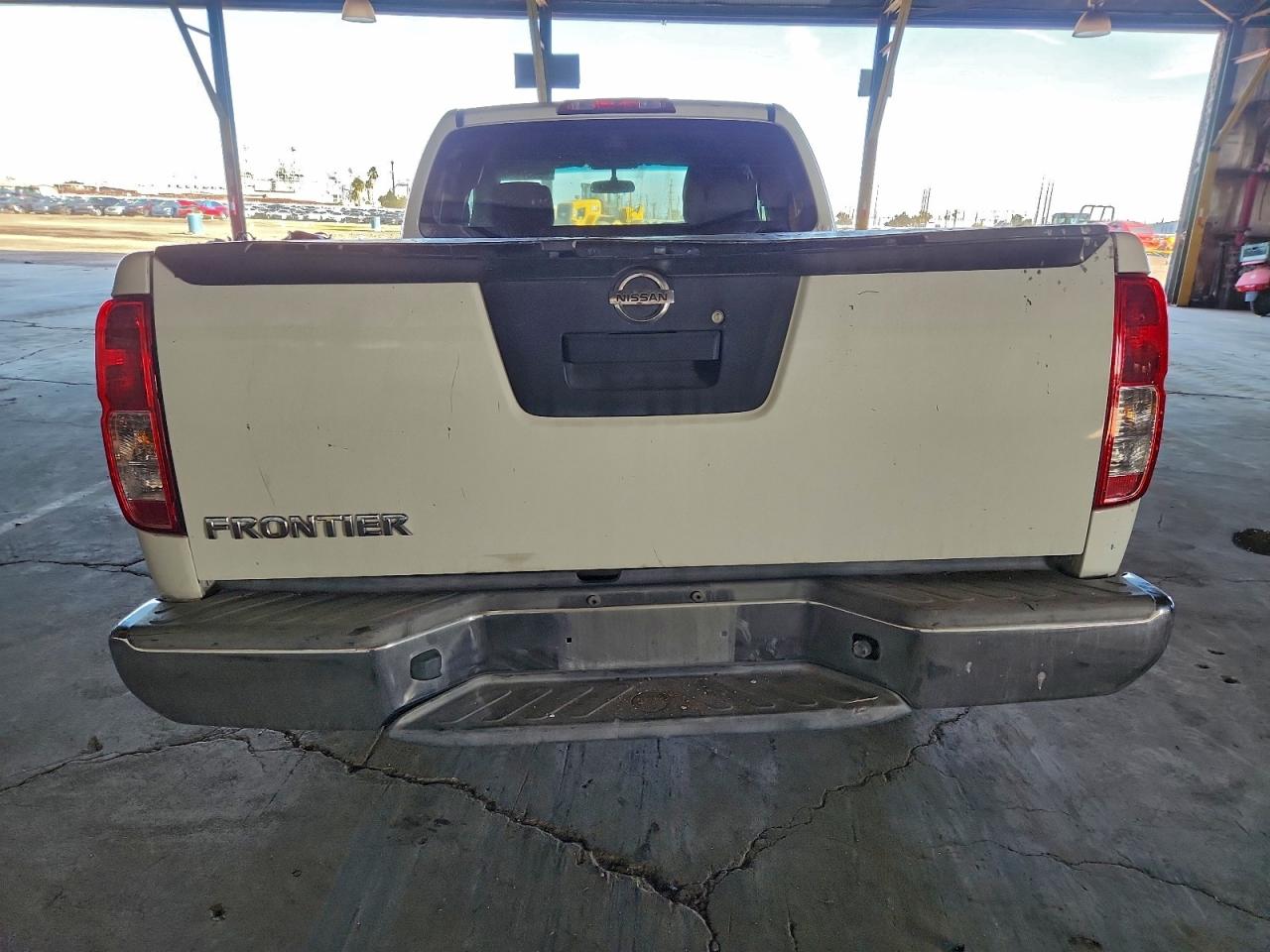 Nissan Frontier S Image 5