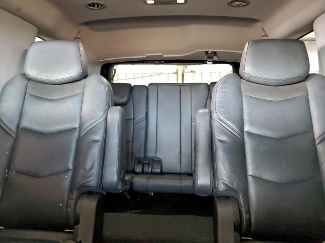 Cadillac Escalade Image 7