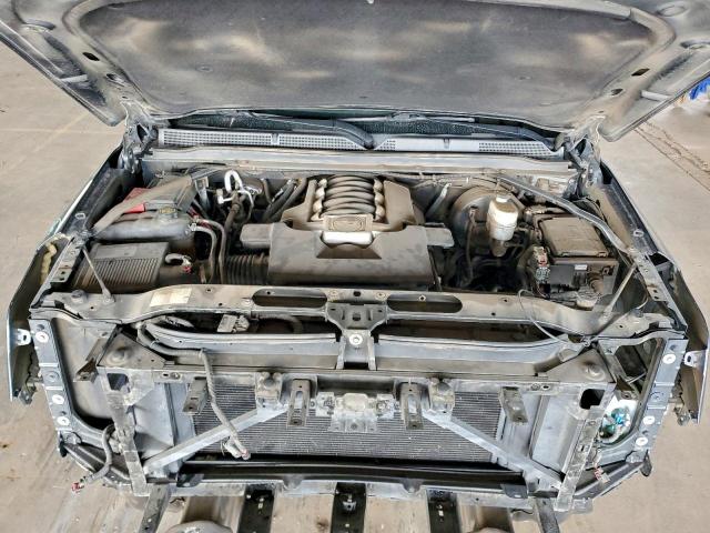 Cadillac Escalade Image 13