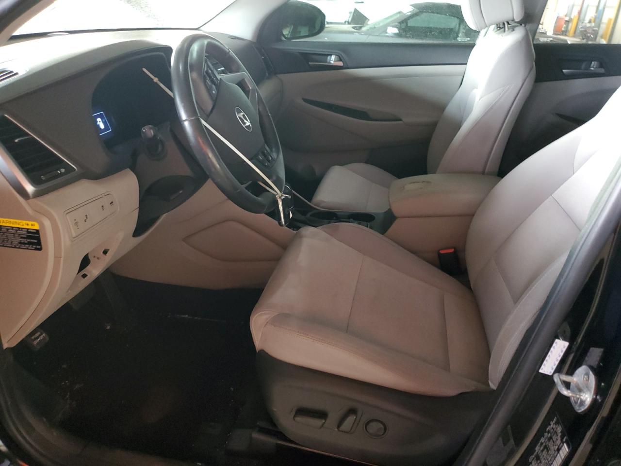 Hyundai TUCSON Limited Image 5