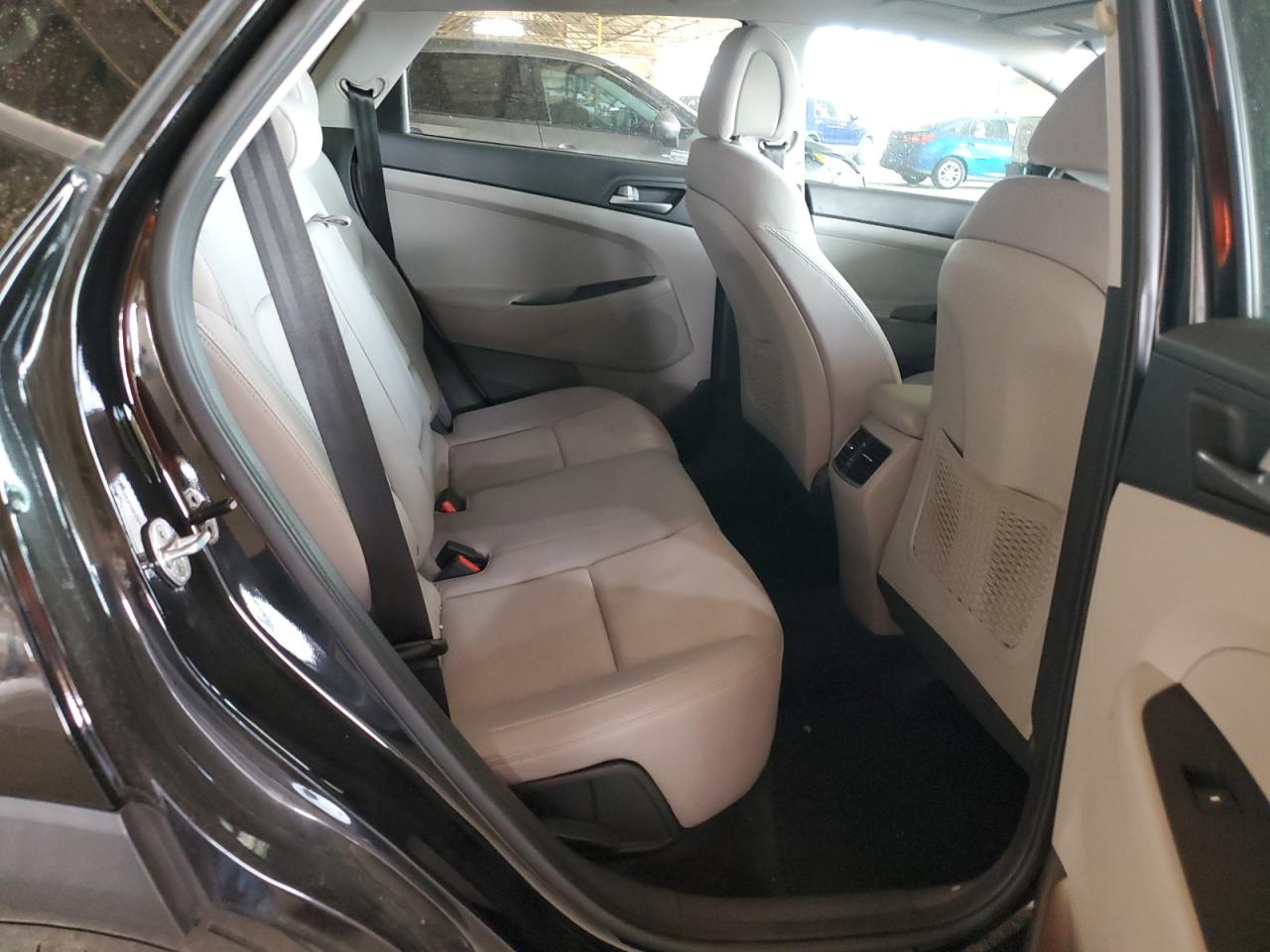 Hyundai TUCSON Limited Image 3