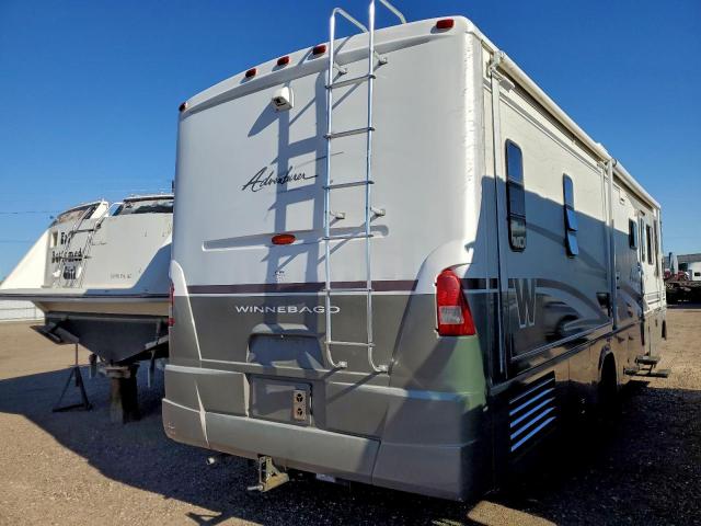 Ford F-550 Super Duty Stripped Chassis Image 2