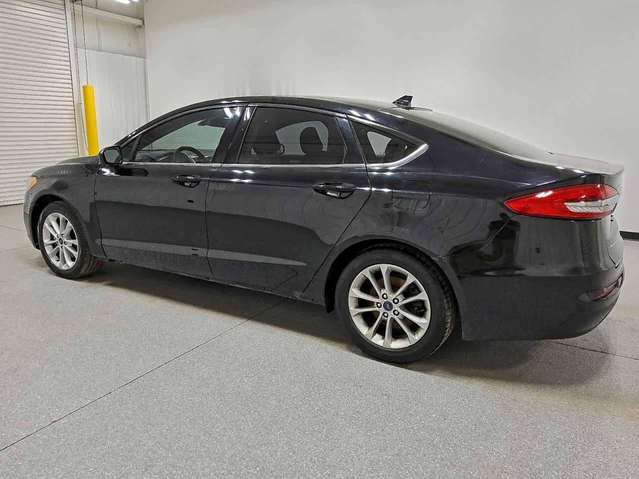 Ford Fusion Se Image 7