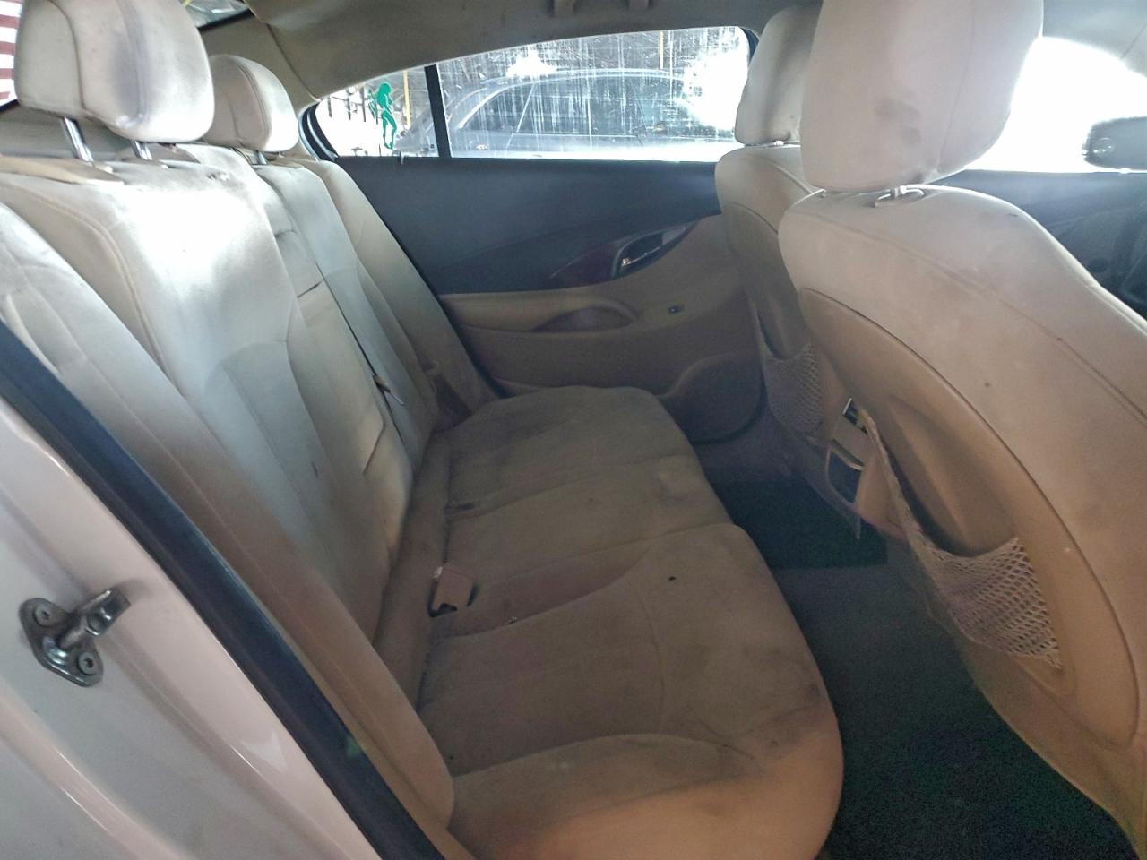 Buick LaCrosse Image 7