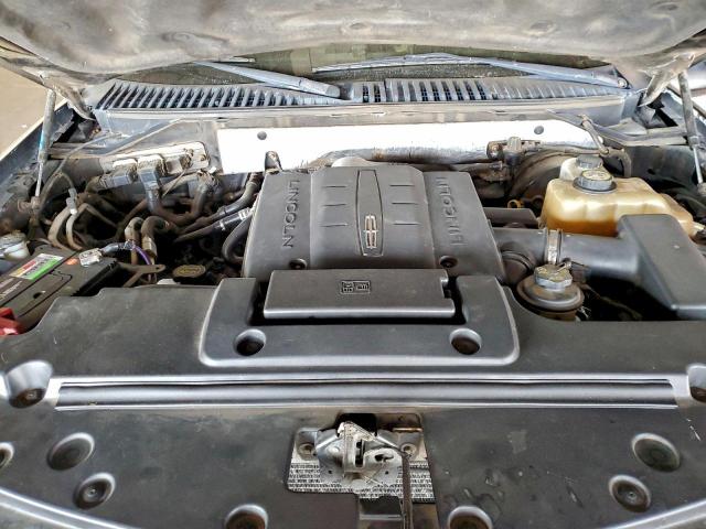 Lincoln Navigator Image 3