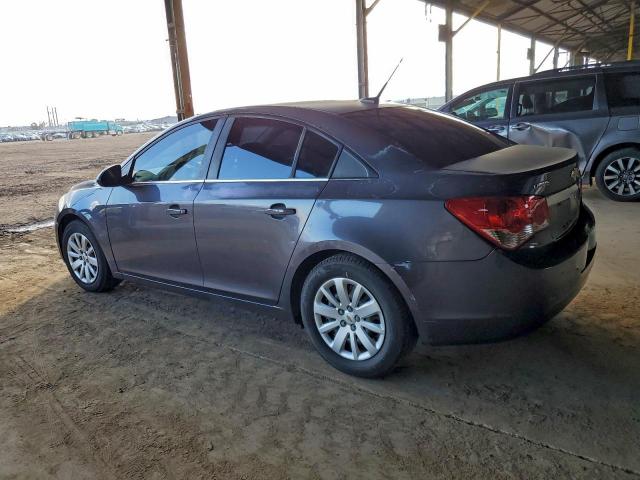 Chevrolet Cruze Ls Image 2