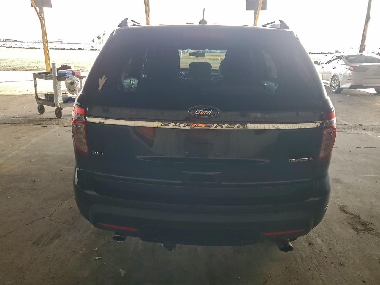 Ford Explorer Xlt Image 8