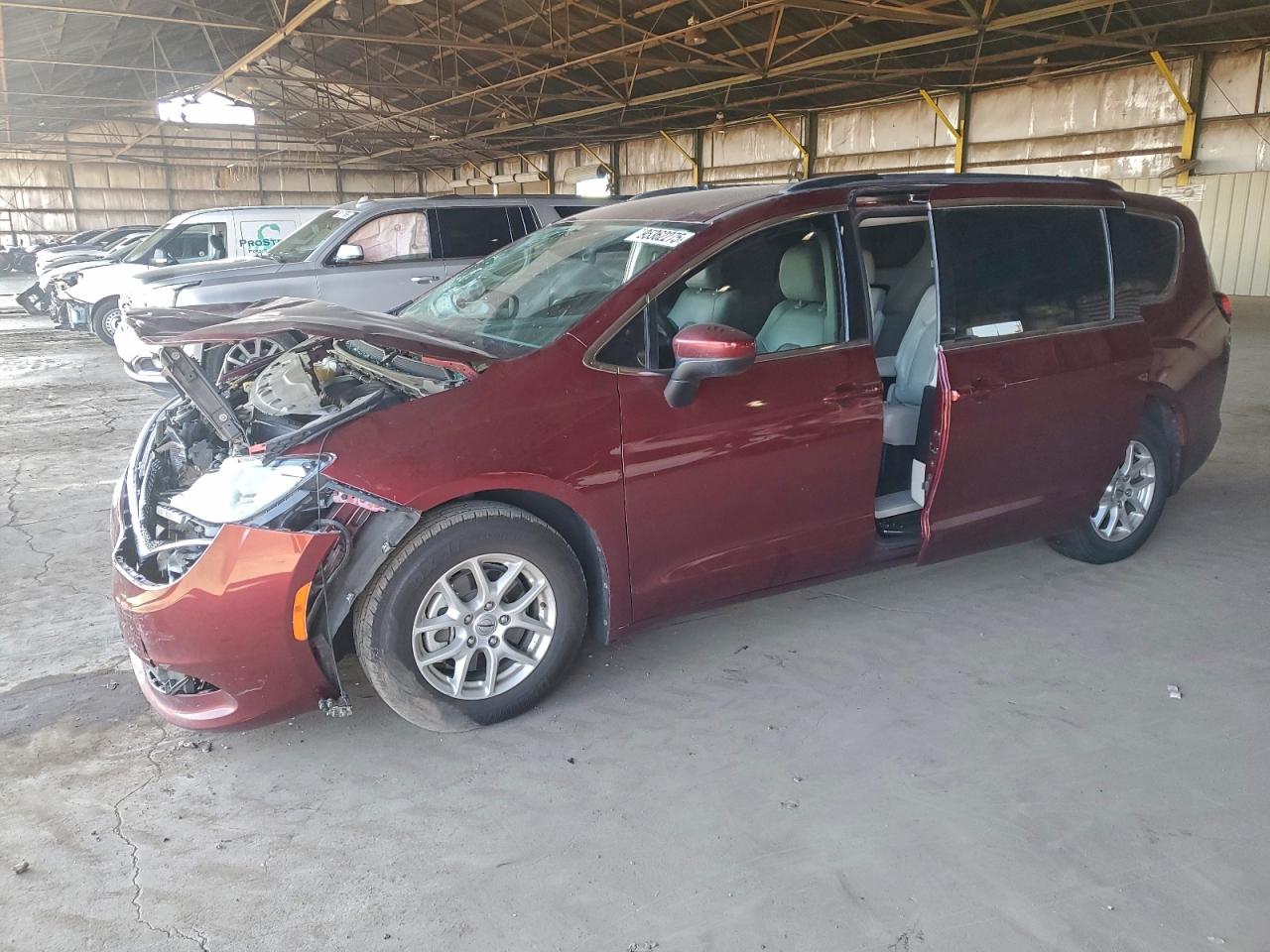 Chrysler Minivan Lxi Image 1